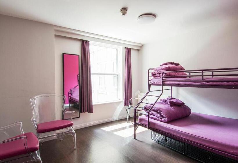 חדר סטנדרט לשלושה, Safestay London Elephant & Castle