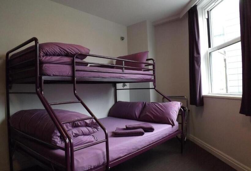 חדר סטנדרט לשלושה, Safestay London Elephant & Castle