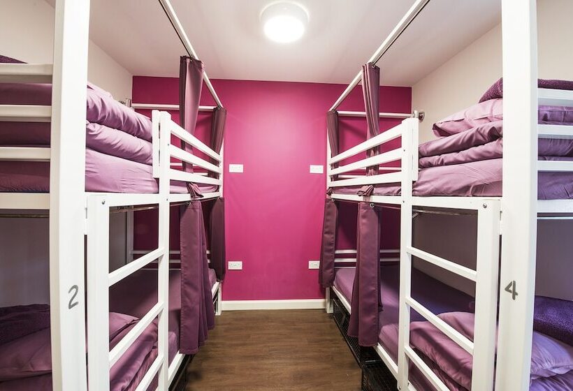 חדר סטנדרט לארבעה, Safestay London Elephant & Castle