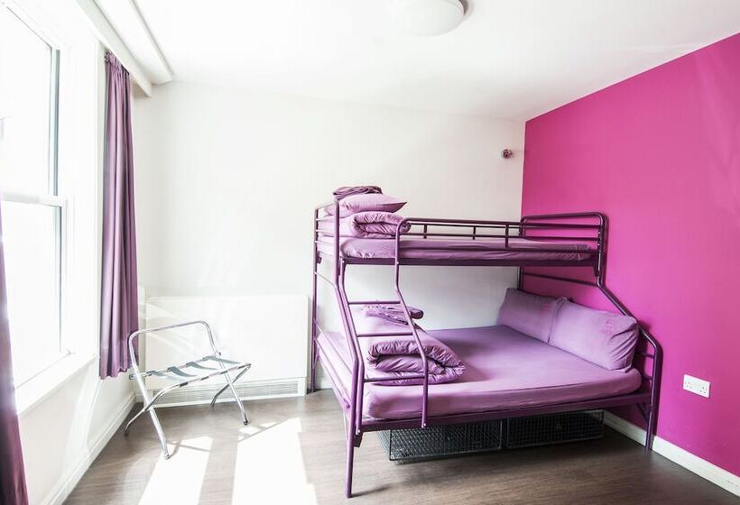 חדר סטנדרט לשלושה, Safestay London Elephant & Castle