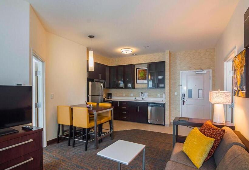 Люкс 2 Спальни, Residence Inn By Marriott Denton