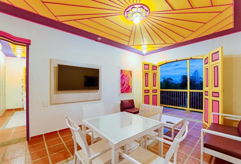 자쿠지 스위트, Mocawa Resort