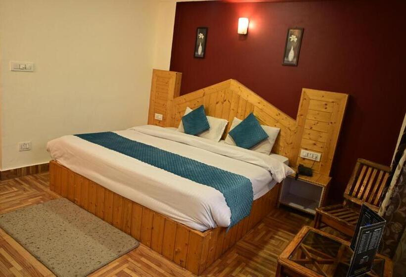 스탠다드 룸 킹사이즈 침대, Krishana Cottage By Nirvana Hills A Pure Veg 86290    57745
