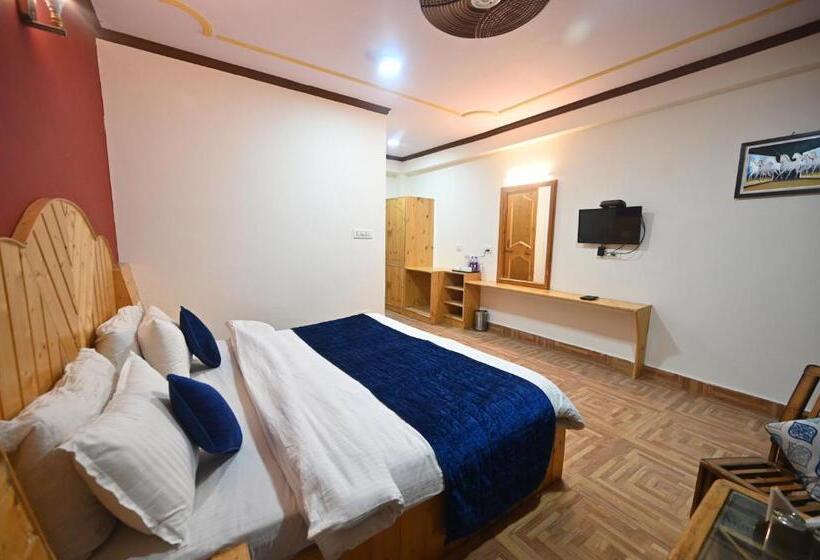스탠다드 룸 킹사이즈 침대, Krishana Cottage By Nirvana Hills A Pure Veg 86290    57745