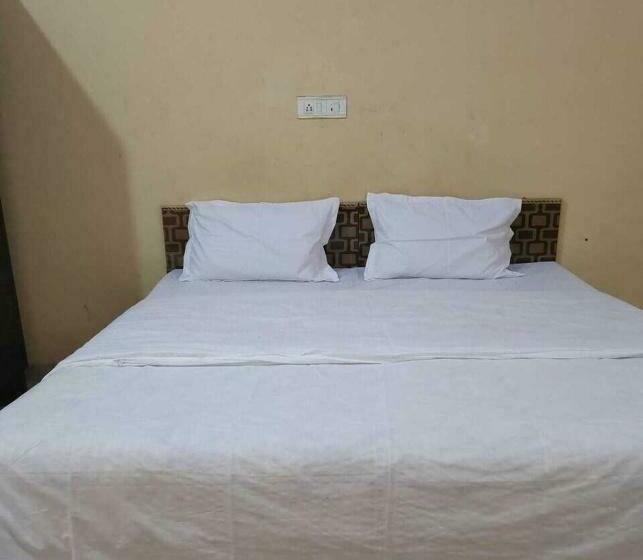 Трехместный Номер Классика, 81157g Amy Inn