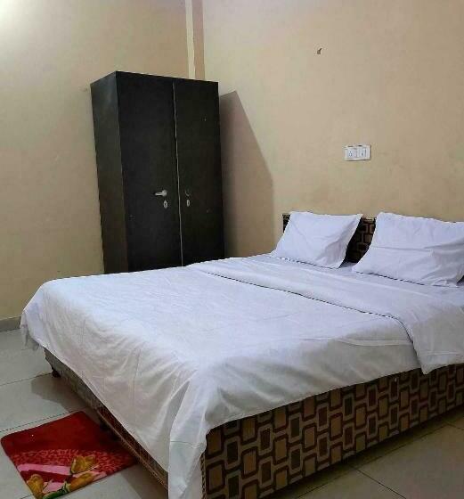 Трехместный Номер Классика, 81157g Amy Inn