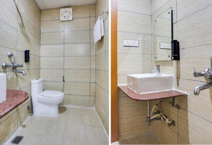 三人经典房间, Super Collection O Bhiwadi Formerly Ridgewood Palace