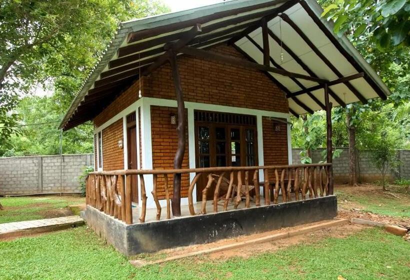 اتاق لوکس با چشم‌انداز باغ, The Mastodon Valley Safari Resort