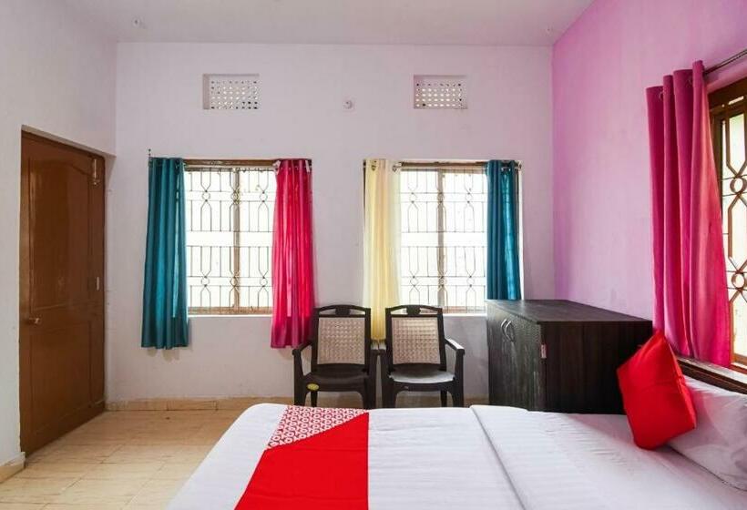 Трехместный Номер Классика, Spot On Hotel Dibyansh