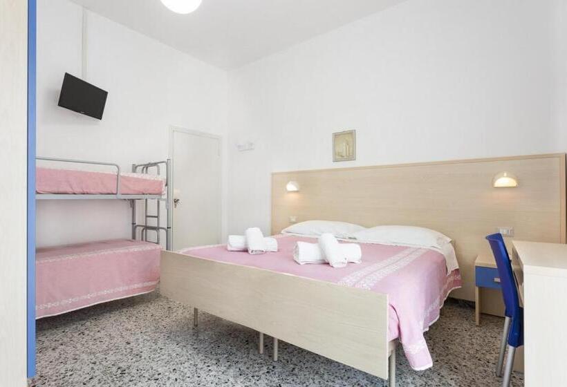 Четырехместный Номер Стандарт, Room And Breakfast Da Laura