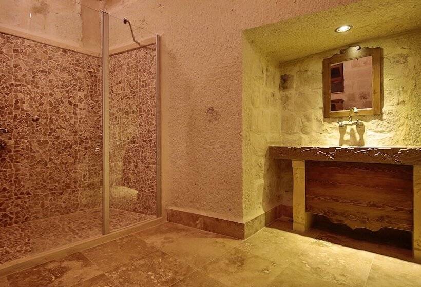 Номер Deluxe, Fairyland Cave