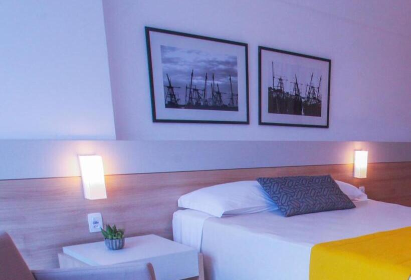 Quarto Estandar para Deficientes Físicos, Gran Mareiro