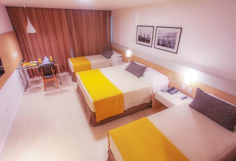 Quarto Triplo Standart Vista Mar Lateral, Gran Mareiro