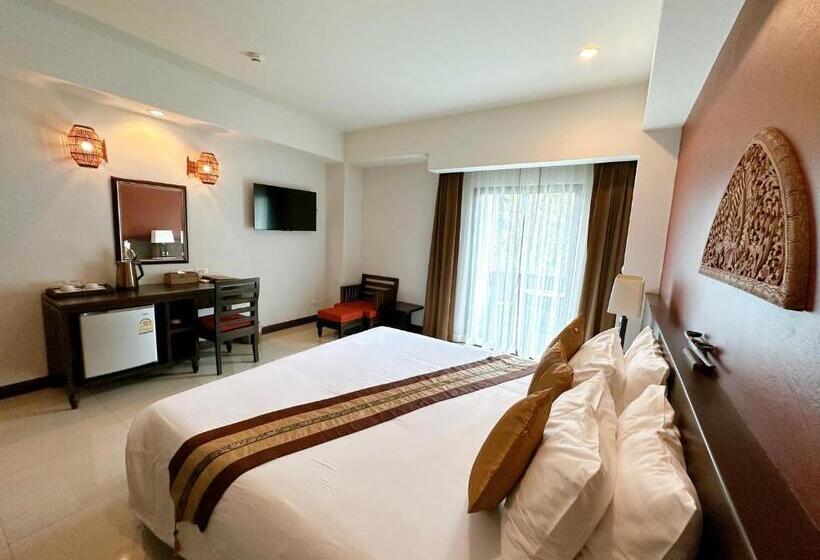 Номер Superior, Navatara Phuket Resort   Sha Extra Plus