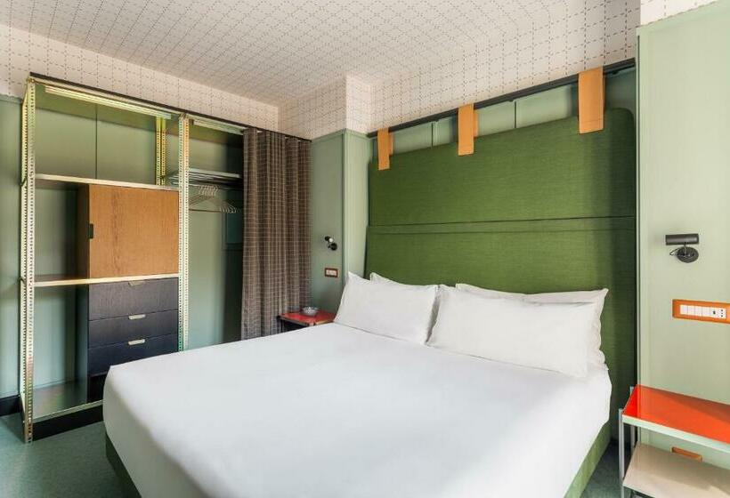 اتاق استاندارد, Room Mate Giulia