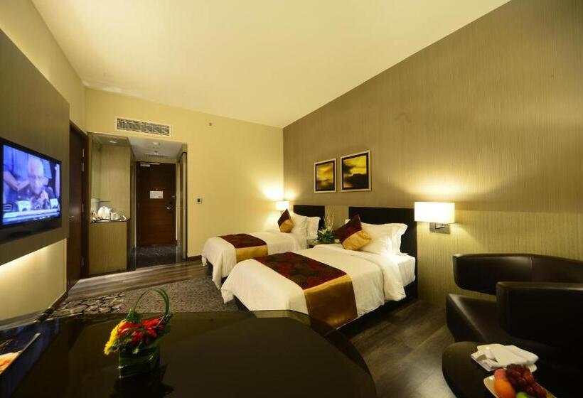 اتاق لوکس با تخت بزرگ, The Light Hotel Penang