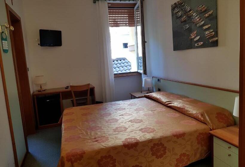 Номер Economy, Villa Adriana