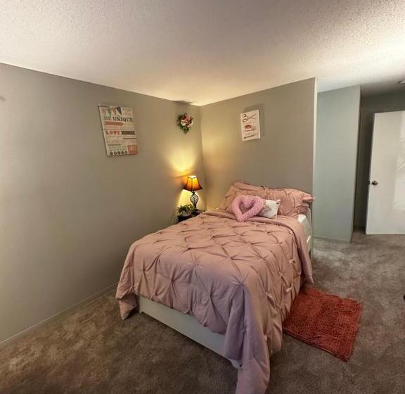 Номер Дюплекс, Glamour Homes With Balcony View, Free Champagne, Parking Next To Major Attractions