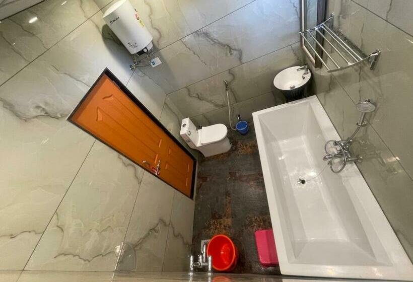 Люкс с Балконом, Natural Resort Panhala