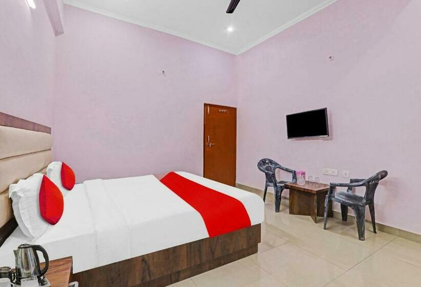 Трехместный Номер Классика, Flagship Vrindavan Resort
