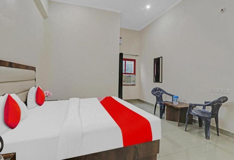 Трехместный Номер Классика, Flagship Vrindavan Resort