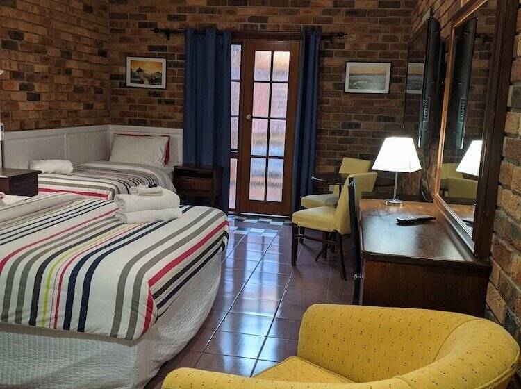 Номер Стандарт, Ettalong Beach Tourist Resort