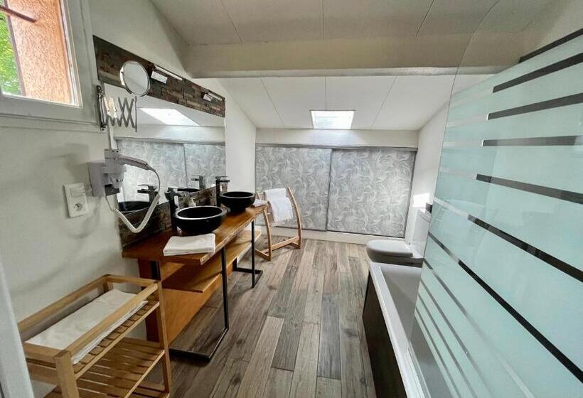 Номер Комфорт, Auberge Val Moureze Hôtel & Spa