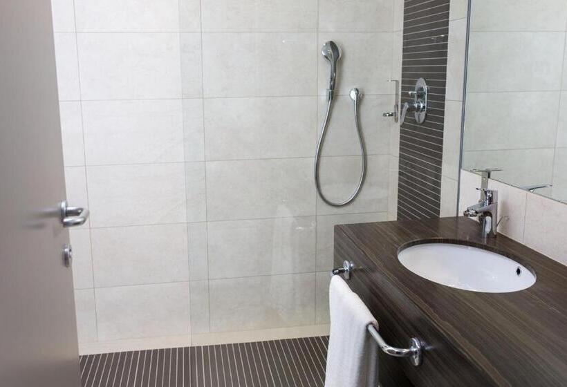 اتاق استاندارد, Diamante M