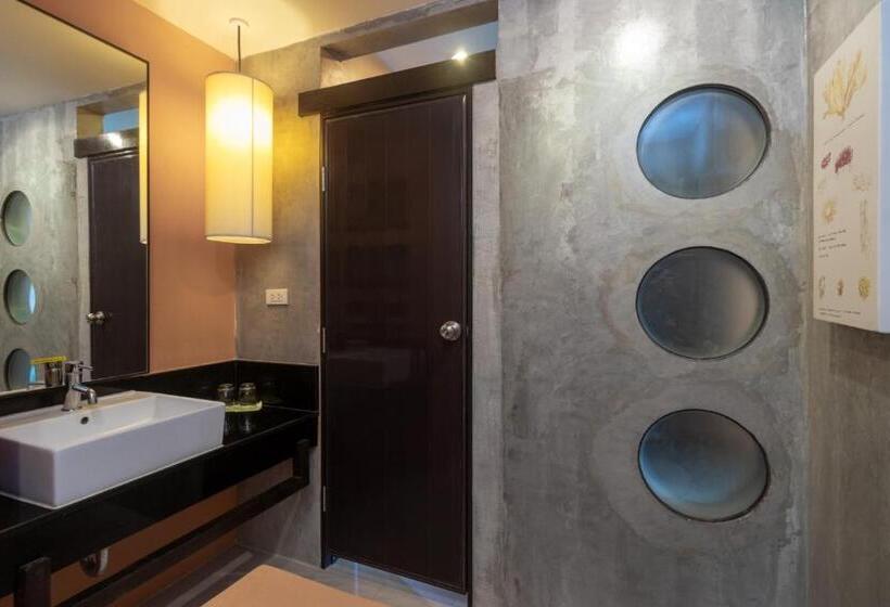 חדר סטנדרט עם מרפסת, Silathip Huahin Serviced Apartment &