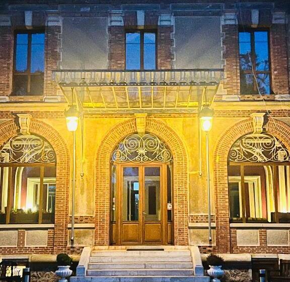 Четырехместный Номер Deluxe, Château De Crènille
