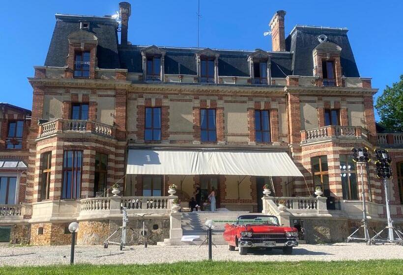 Четырехместный Номер Deluxe, Château De Crènille
