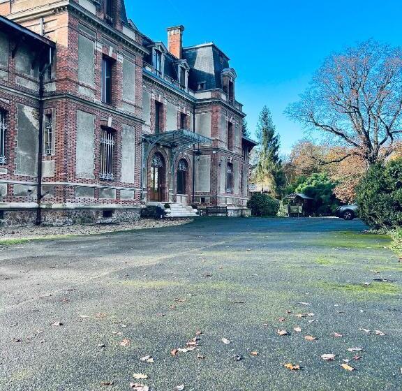 Номер Стандарт, Château De Crènille