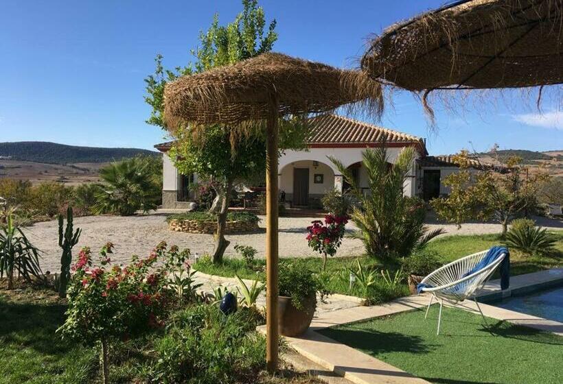 Вилла 1 Спальня Вид на Сад, Villa Entre Mer Et Montagne