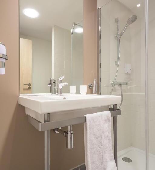 Номер Стандарт, Akena City Reims Bezannes