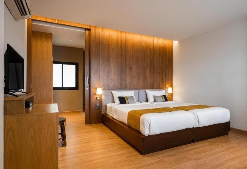 Номер Стандарт Трехместный, Bansaithong Beach Resort