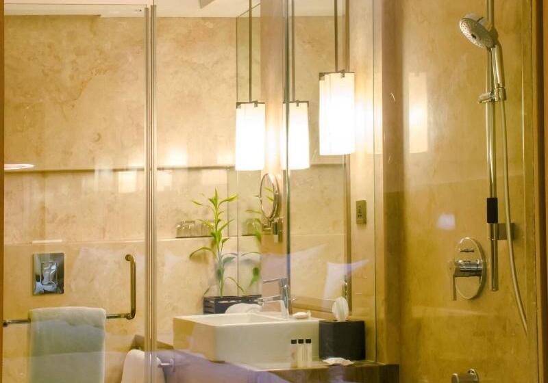 Номер Deluxe, Courtyard By Marriott Bilaspur