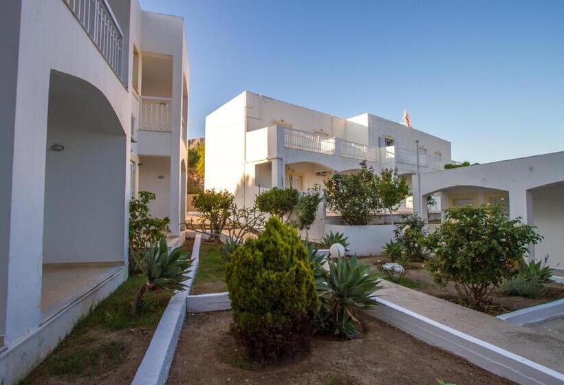 Апартаменты 1 Спальня Нижний Этаж, Irene Hotel Leros
