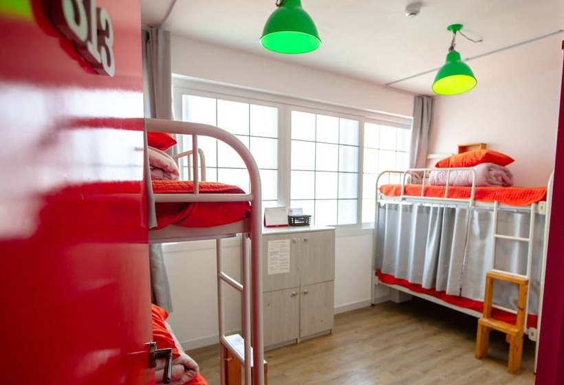 Кровать в Общей Комнате, Sum Guesthouse Jeju Airport