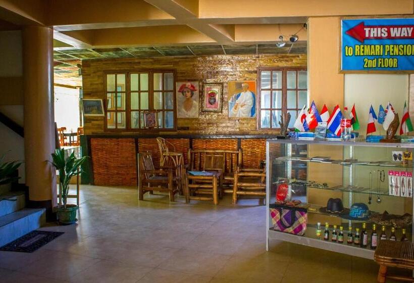 标准间带阳台, Remari Tourist Inn