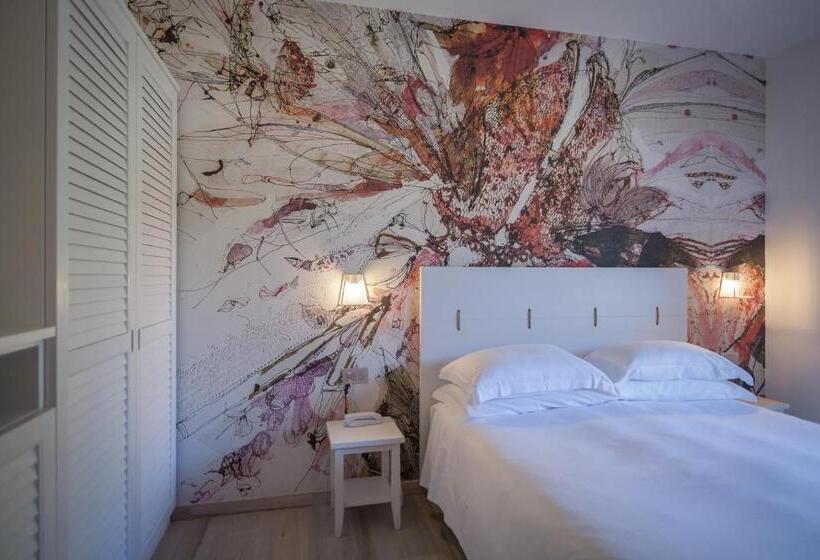 Семейный Номер Вид на Сад, Arli Hotel Hideaway Punta Ala   Adults Only