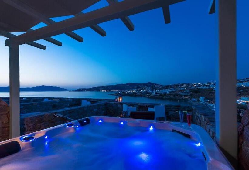חדר סטנדרט עם ג'קוזי ונוף לים, Cape Mykonos