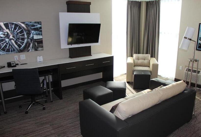 이그제큐티브 스위트, Holiday Inn Express & Suites Cold Lake, An Ihg