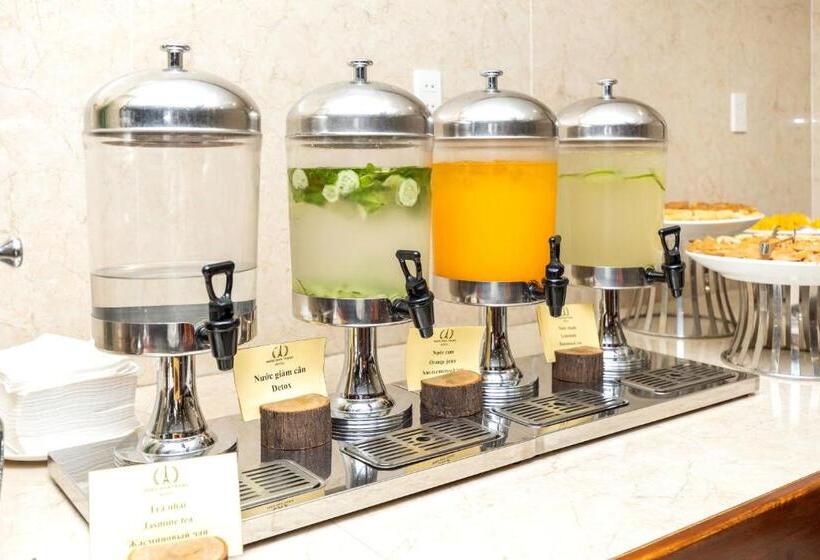اتاق لوکس با چشم‌انداز شهر, Paris Hotel & Apartment Nha Trang