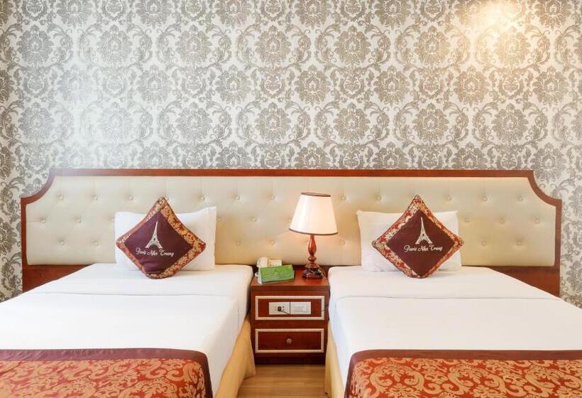 اتاق لوکس با چشم‌انداز دریا, Paris Hotel & Apartment Nha Trang