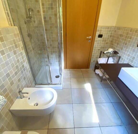 Номер Superior, Vela Di Soleville Camere Con E Senza Vista Lago Con Ristorante & Pizzeria