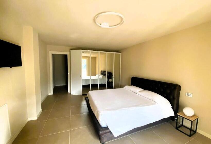 Номер Deluxe, Vela Di Soleville Camere Con E Senza Vista Lago Con Ristorante & Pizzeria