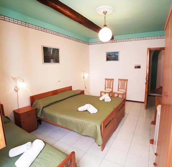 Номер Стандарт Трехместный, Casa Vittorio