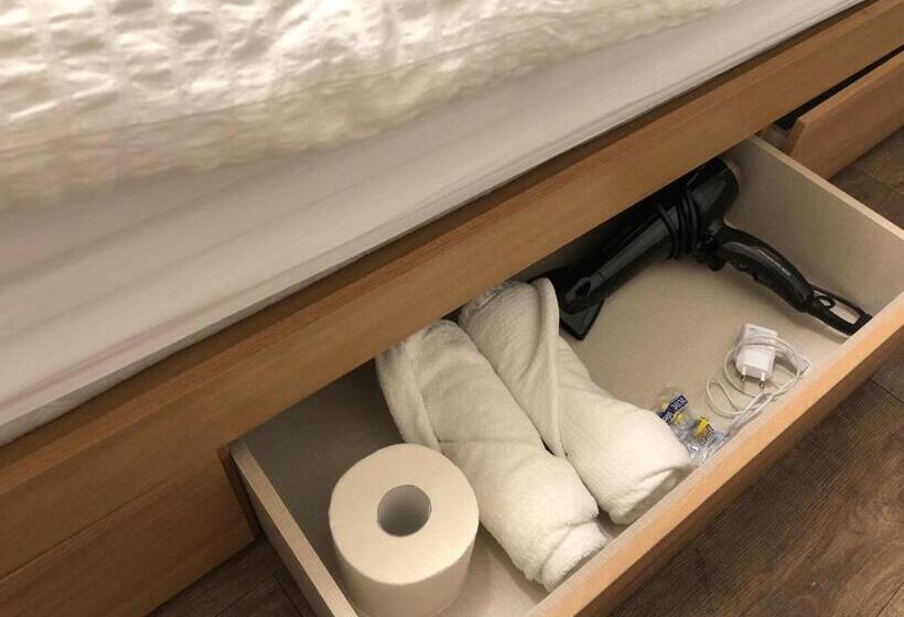 Номер Стандарт Индивидуальный, Hostel Metro