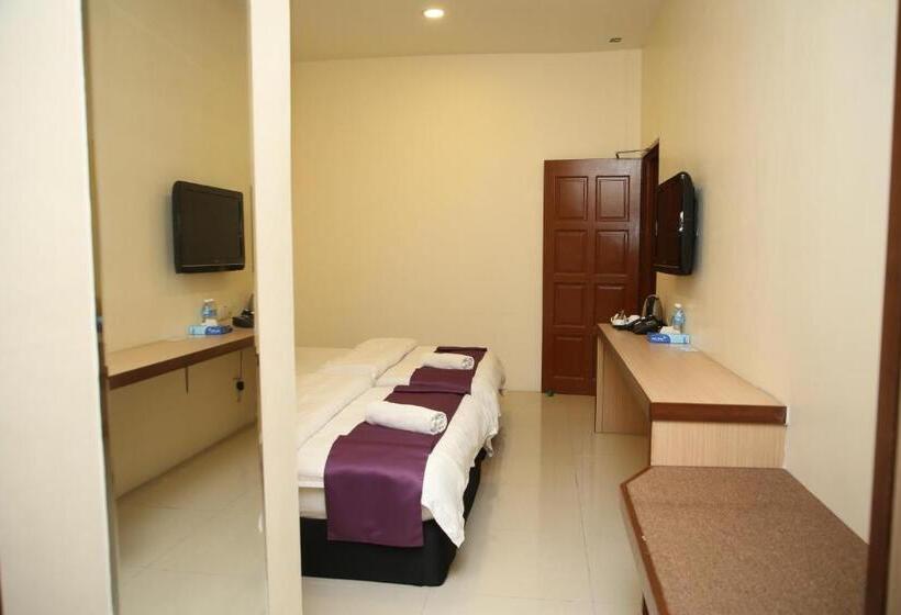 Family Suite, My Fame
