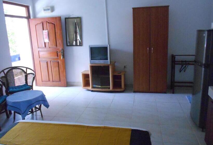 Номер Стандарт, Shanith Guesthouse Negombo